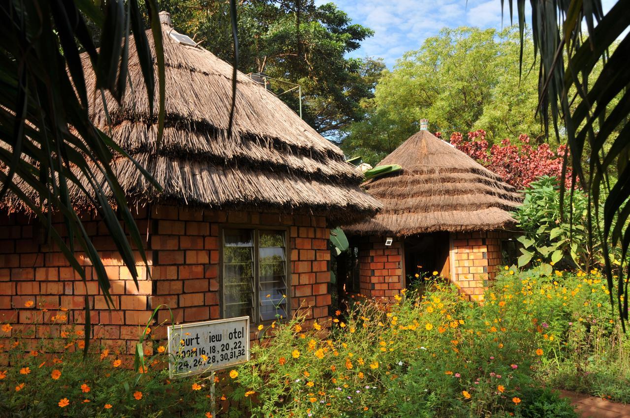 New Court View Hotel Masindi Экстерьер фото